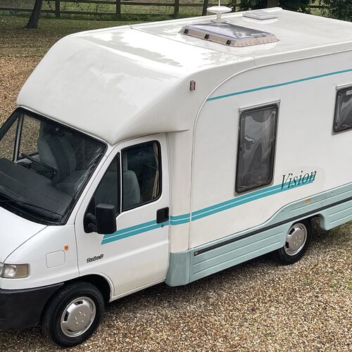 Autocruise Vision 2000 Motorhome 3 Berth Compact 5.8m 44316 Miles 1 Lady Owner for last 11yrs!