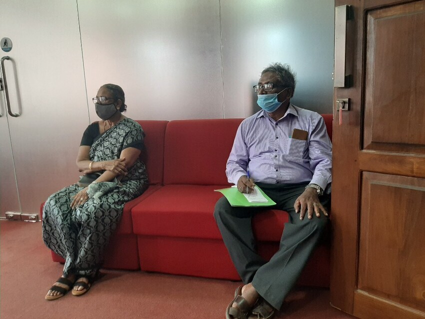 மக்களின் பிரச்சனைகளுக்கு தீர்வுகிட்ட இராணுவ மேஜர் ஜெனரல் மற்றும் அரச அதிபர் ஆகியோரை சந்தித்தது பிரஜைகள் குழு