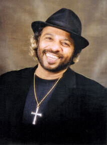 ஜிப்சீஸ் இசைக்குழுவின் தலைவர் சுனில் பெரேராவின் மறைவு கவலைக்குரியது - பிரதமர் மஹிந்த ராஜபக்ச