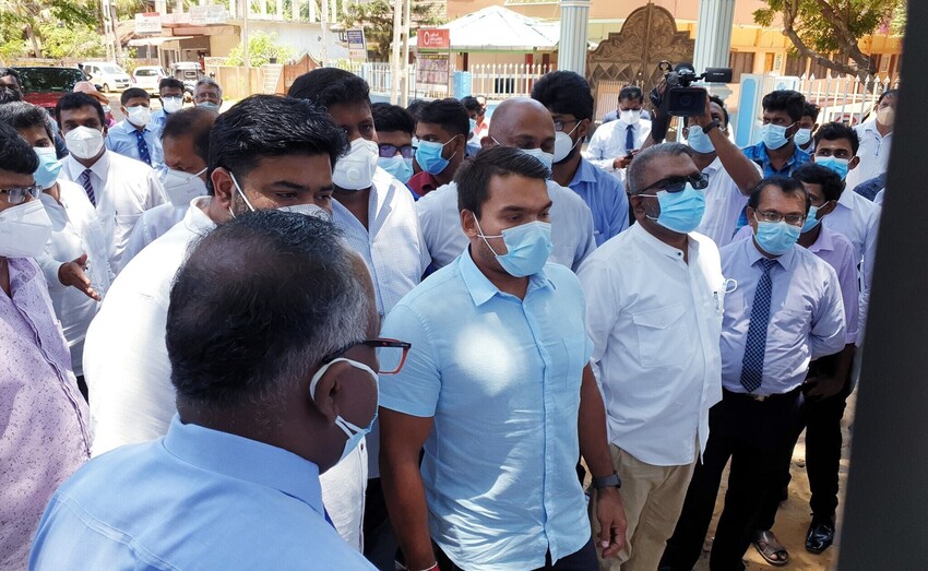 இன்று வியாழக்கிழமை (09) யாழ்ப்பாணத்துக்கு அமைச்சர் கௌரவ நாமல் ராஜபக்ஷ  விஜயம் மேற்கொண்டார்.