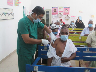 நிந்தவூரில் தடுப்பு மருந்தேற்றல் சேவை தொடர்கிறது