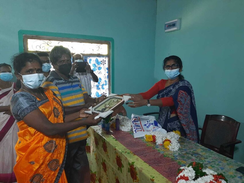 முதல் வீடு 'உங்களுக்கு வீடு நாட்டிற்கு எதிர்காலம்' என்ற திட்டத்தின் கீழ் கையளிப்பு