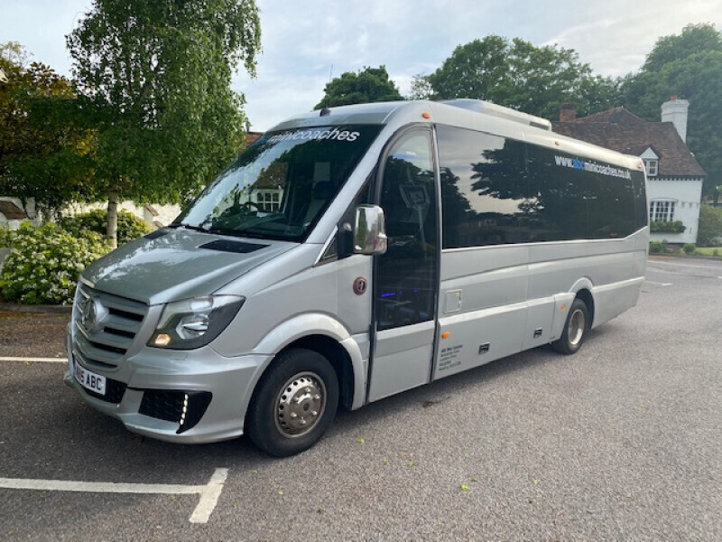 Importance of Cheap Minibus Hire