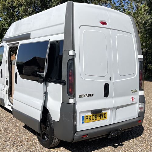 2006(06)reg Renault Trafic 2.5DCi Camper Van 2 Berth White New Conversion