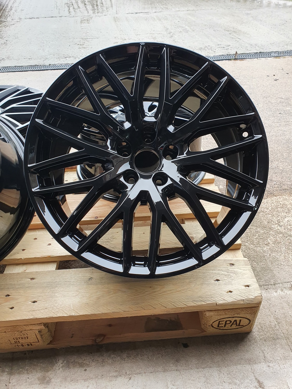 Our Portfolio Wicked Coatingz Alloy Wheel Refurbishment Forfar