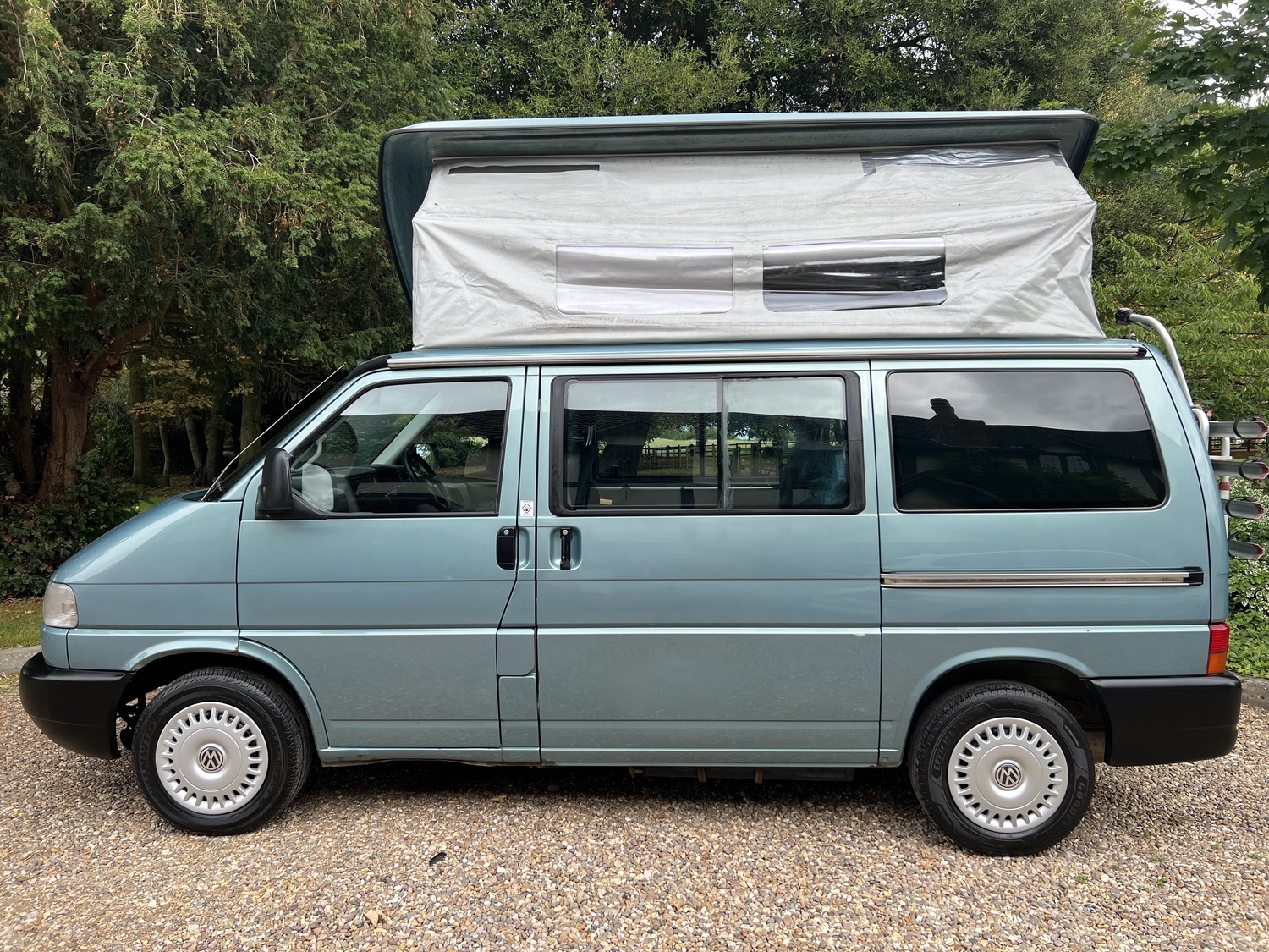 Bilbos Nektar Camper Van 4 Berth VW Transporter T4 SWB 2.5