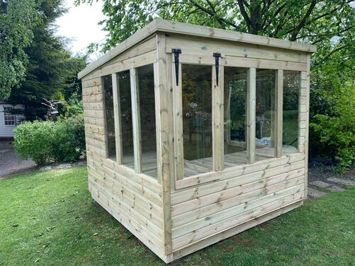 #008 8x8 Potting Shed