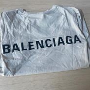 T-Shirts and dresses