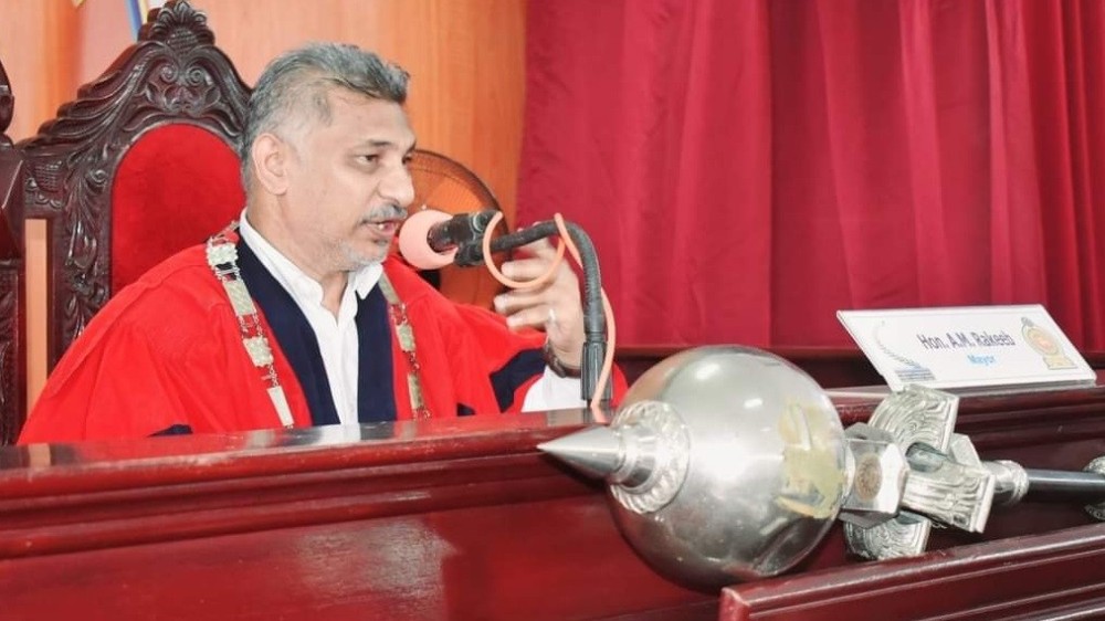 15 ஆம் திகதி பாதீடு