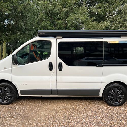 2012 Renault Trafic SL27 DCI Camper Van 4 Berth Pro Conversion 61552 Miles