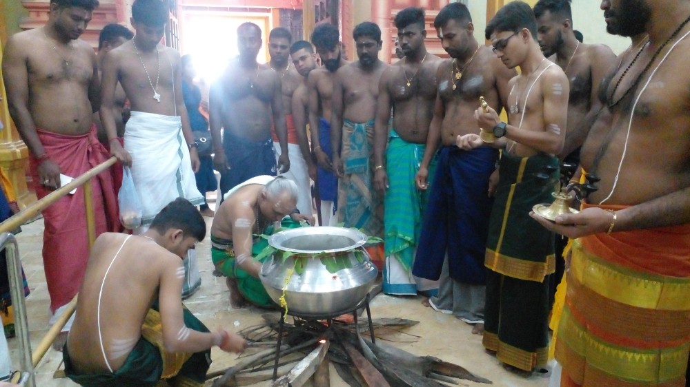 வல்லிபுர ஆழ்வார்  ஆலய சிறப்பு பொங்கல்