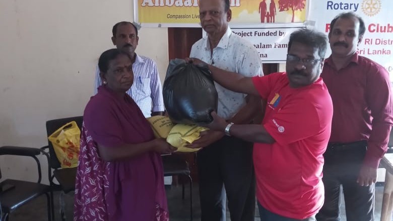 உலர் உணவு