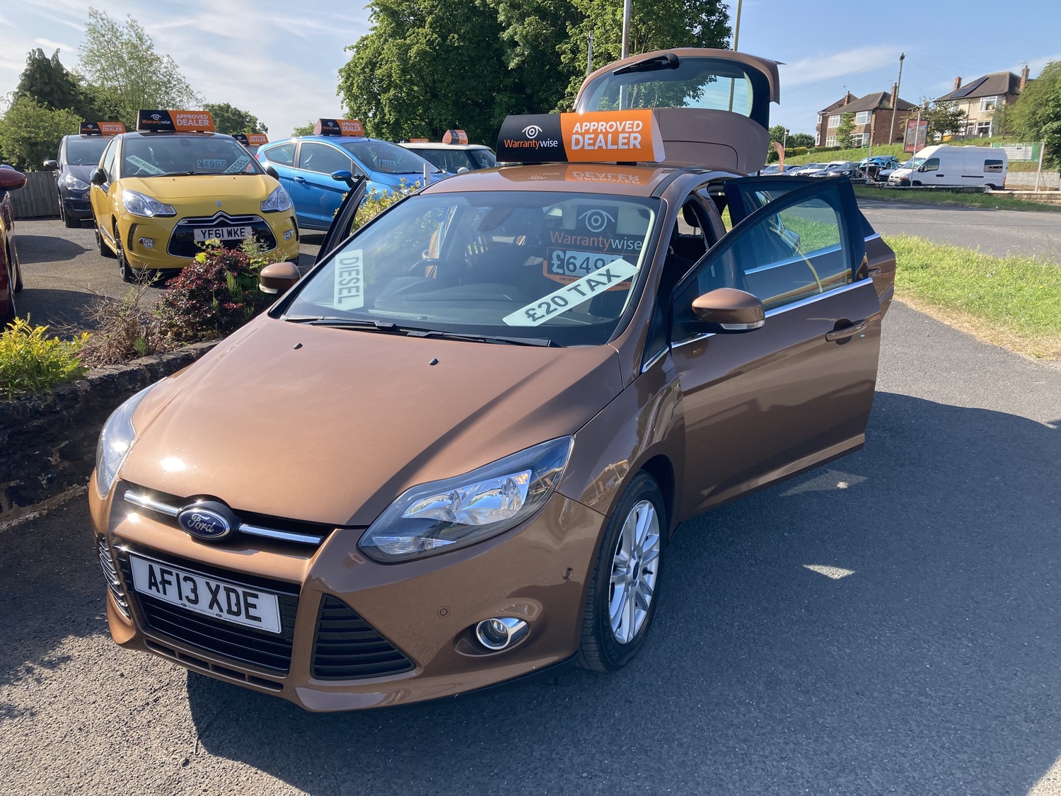 2013 (13) Ford Focus Titanium 1.6 TDCi Diesel 5 Door Linden Motors