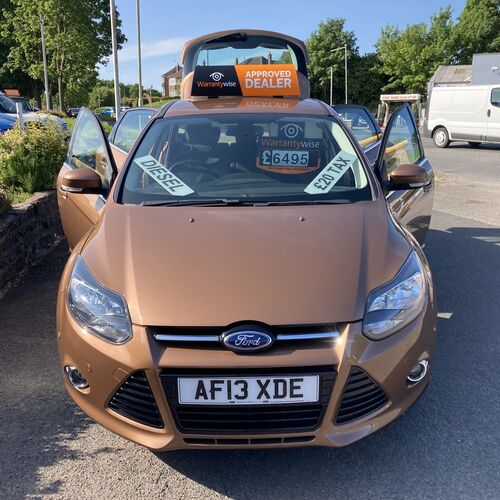 2013 (13) Ford Focus Titanium 1.6 TDCi Diesel 5 Door Linden Motors