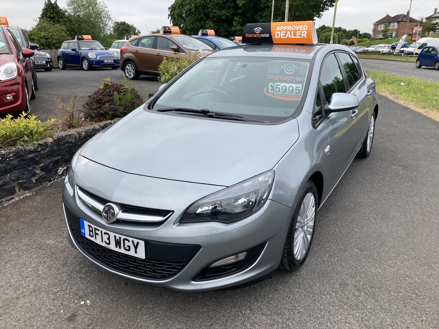 2013 (13) Vauxhall Astra 1.6i ENERGY 5 Door Linden Motors Used Cars