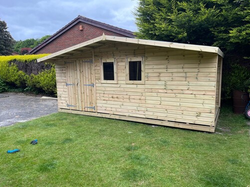 #A032 18x8 Apex Shed/Log Store