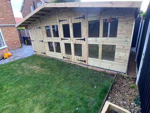 #SHA034 18x8 Apex Summer House Combi