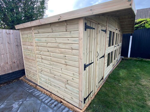 #SHA034 18x8 Apex Summer House Combi