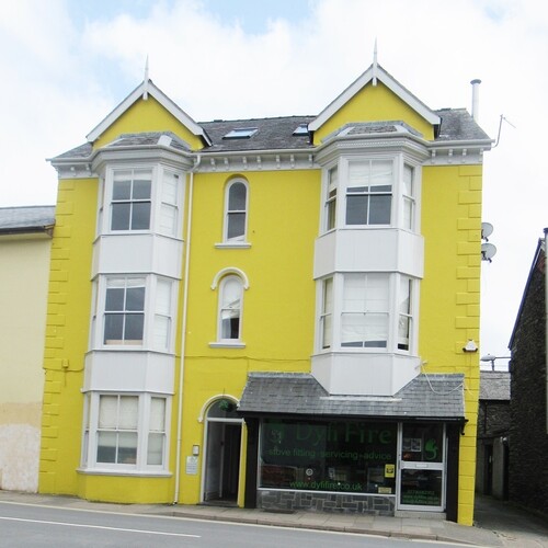 3 Paris House  