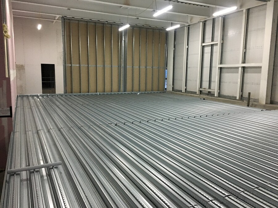 Raised Floor Loading Bay