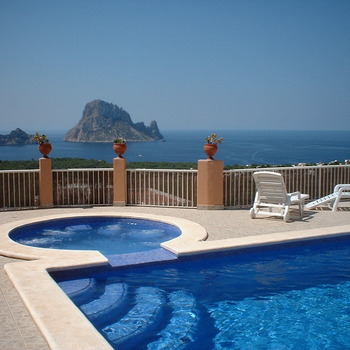 Villa in Cala Carbo with magnificent sea view - SO-063   