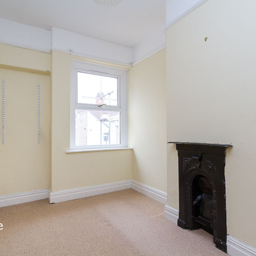 POMEROY STREET CARDIFF BAY UNFURNISHED TWO BEDROOM HOUSE