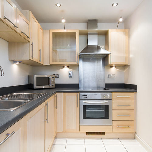 CENTURY WHARF CARDIFF BAY FURNISHED TWO BEDROOM APARTMENT