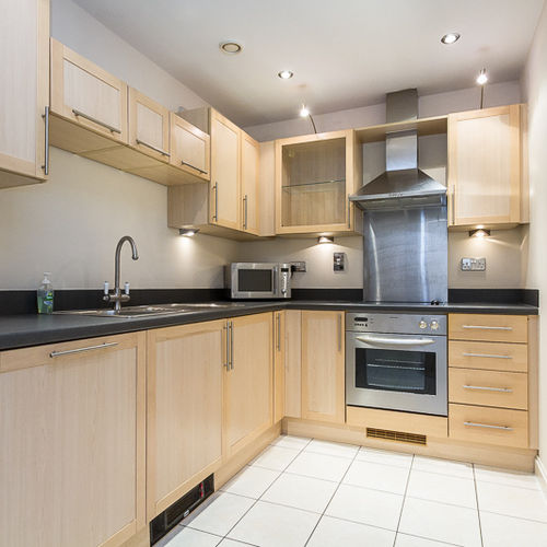 CENTURY WHARF CARDIFF BAY FURNISHED TWO BEDROOM APARTMENT