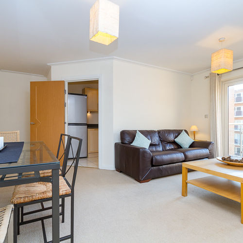 CENTURY WHARF CARDIFF BAY FURNISHED TWO BEDROOM APARTMENT