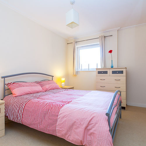CENTURY WHARF CARDIFF BAY FURNISHED TWO BEDROOM APARTMENT