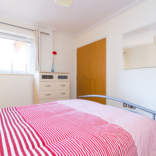 CENTURY WHARF CARDIFF BAY FURNISHED TWO BEDROOM APARTMENT