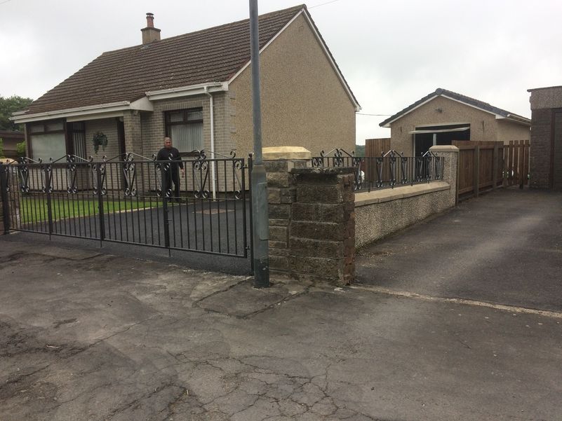 Bi Folding gates with railings