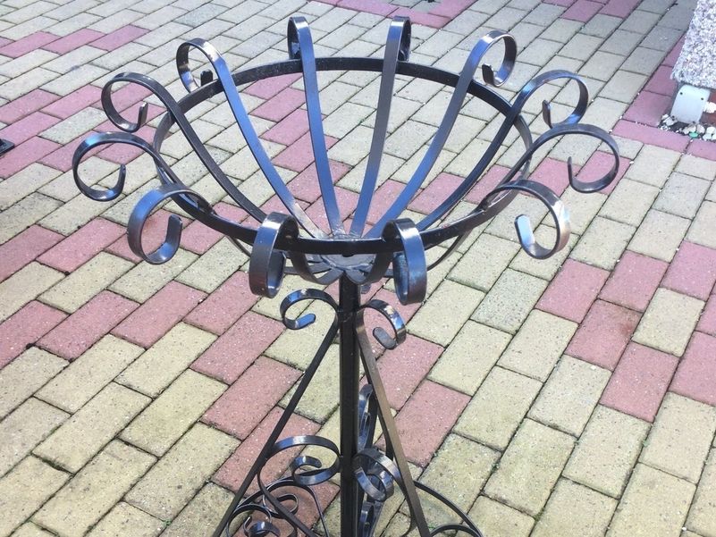 single standing planter