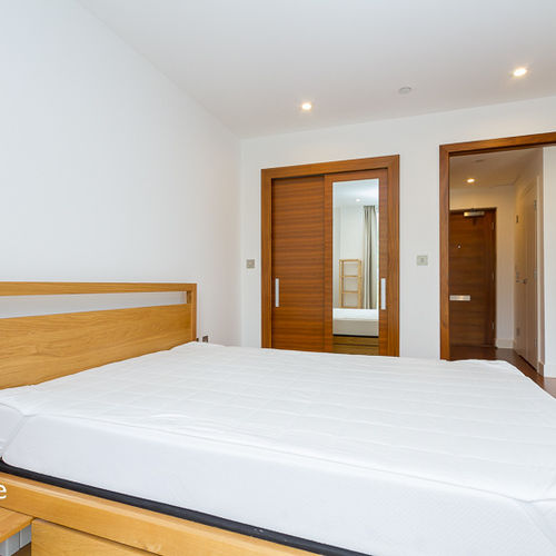 HAYES APARTMENTS CARDIFF CITY CENTRE FURNISHED ONE BEDROOM APARTMENT