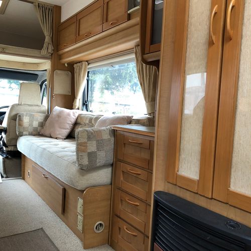 Autotrail Cheyenne 630 4 Berth Motorhome 1998 Colossal Specification - Stunning!