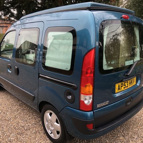 Renault Kangoo 1.2 16V Expression Camper Van Elevating Roof - Lady Owner 9 years