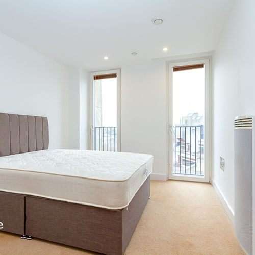 HAYES APARTMENTS CARDIFF CITY CENTRE FURNISHED TWO BEDROOM APARTMENT