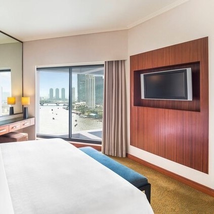 Royal Orchid Sheraton Hotel & Towers