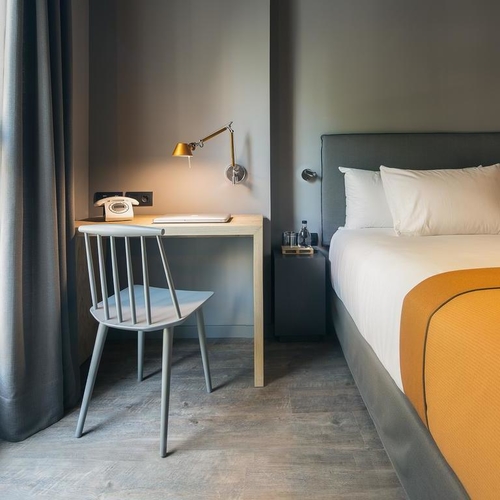 Yurbban Trafalgar Hotel