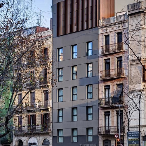 Yurbban Trafalgar Hotel