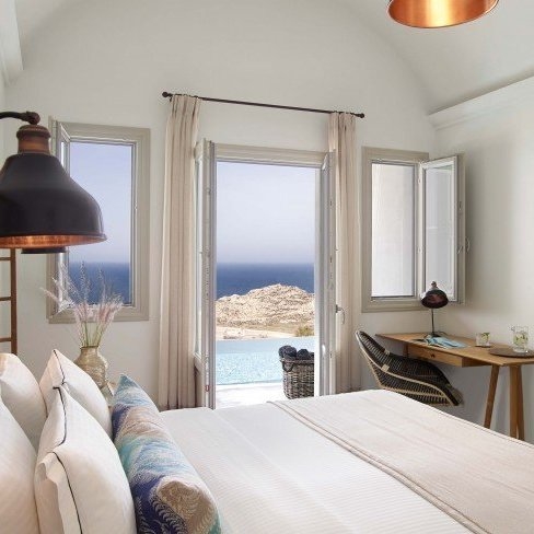 Santo Maris Oia Luxury Suites & Spa