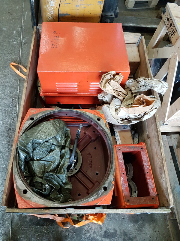 1728560833747605214094