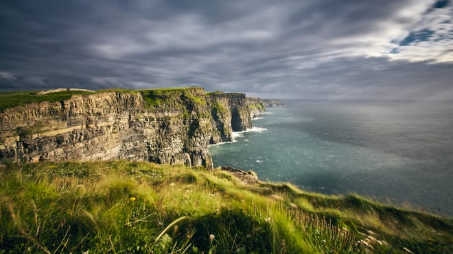 Excursão aos penhascos de Moher e a Galway desde Dublin