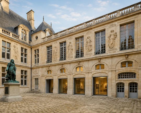 Entrada al Museo Carnavalet con audioguía de París y eSIM