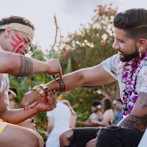 O‘ahu: Entrada al luau de los Mauka Warriors + comida tipo bufé