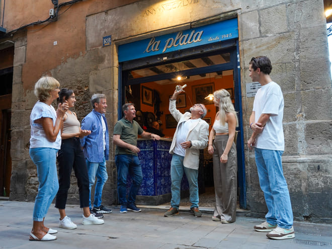 Tour de tapas y cata de vino por Barcelona