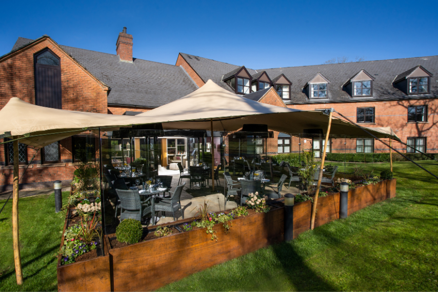 Coq and bull terrace 1