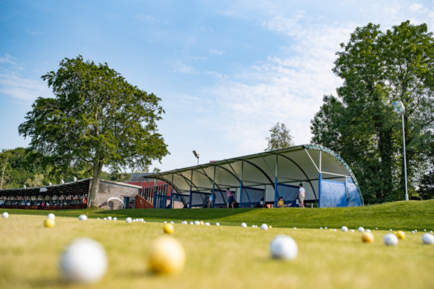 Sports driving range