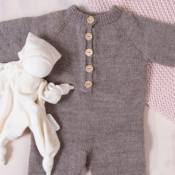 Bluum-strikkedress-med-ragla-2-1.jpeg