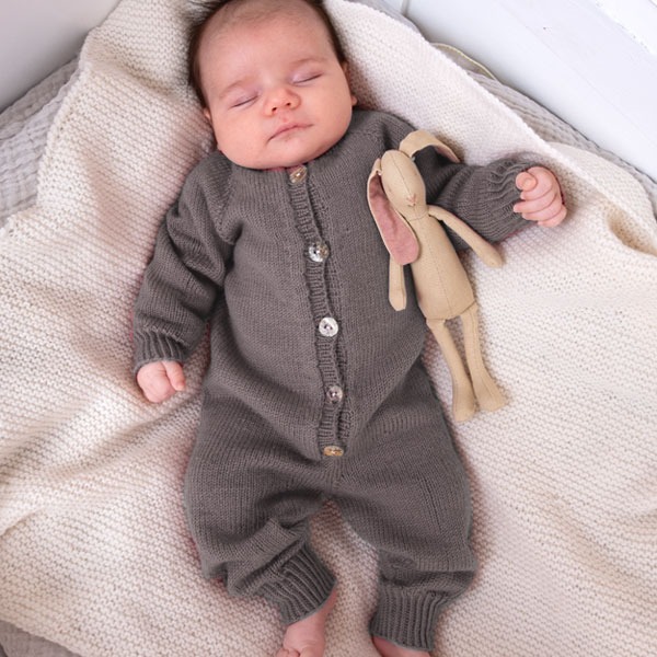 Bluum-strikkedress-med-raglan-5-1-1-1.jpeg